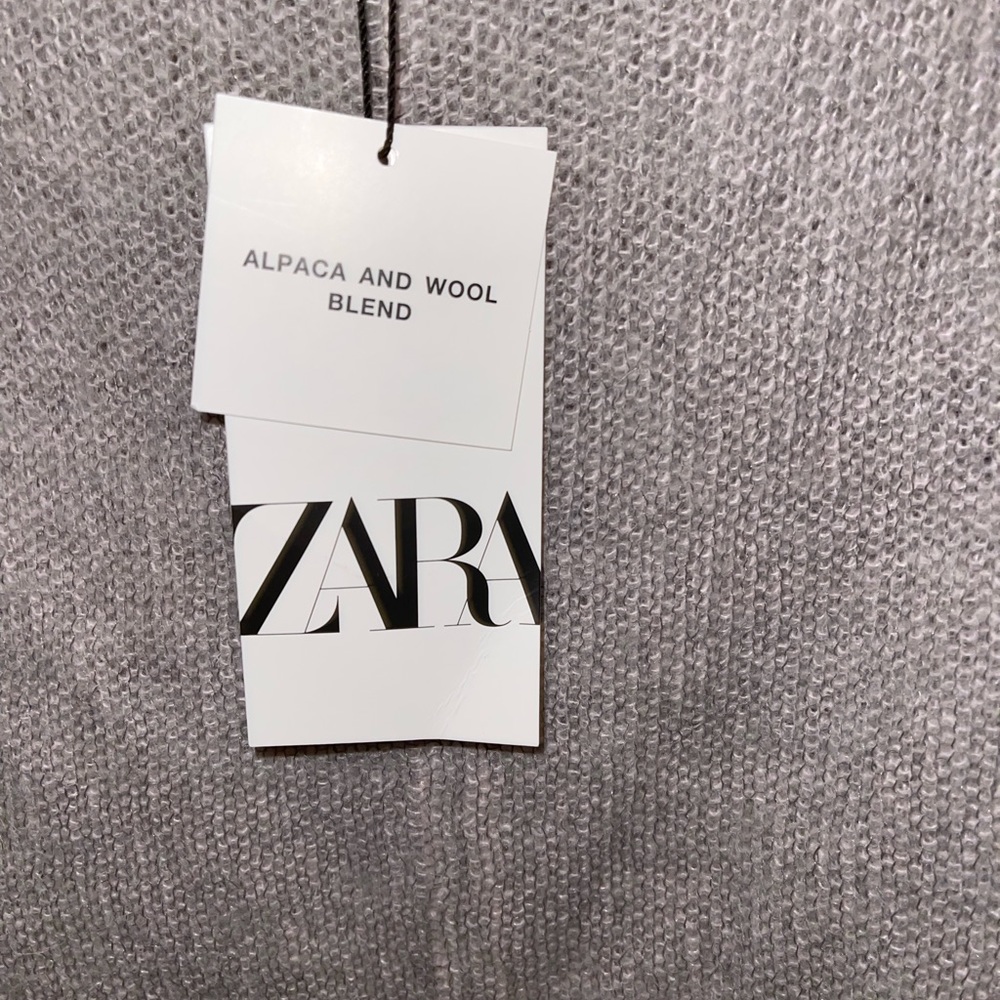 Knit sweater - Picture 5 of 5